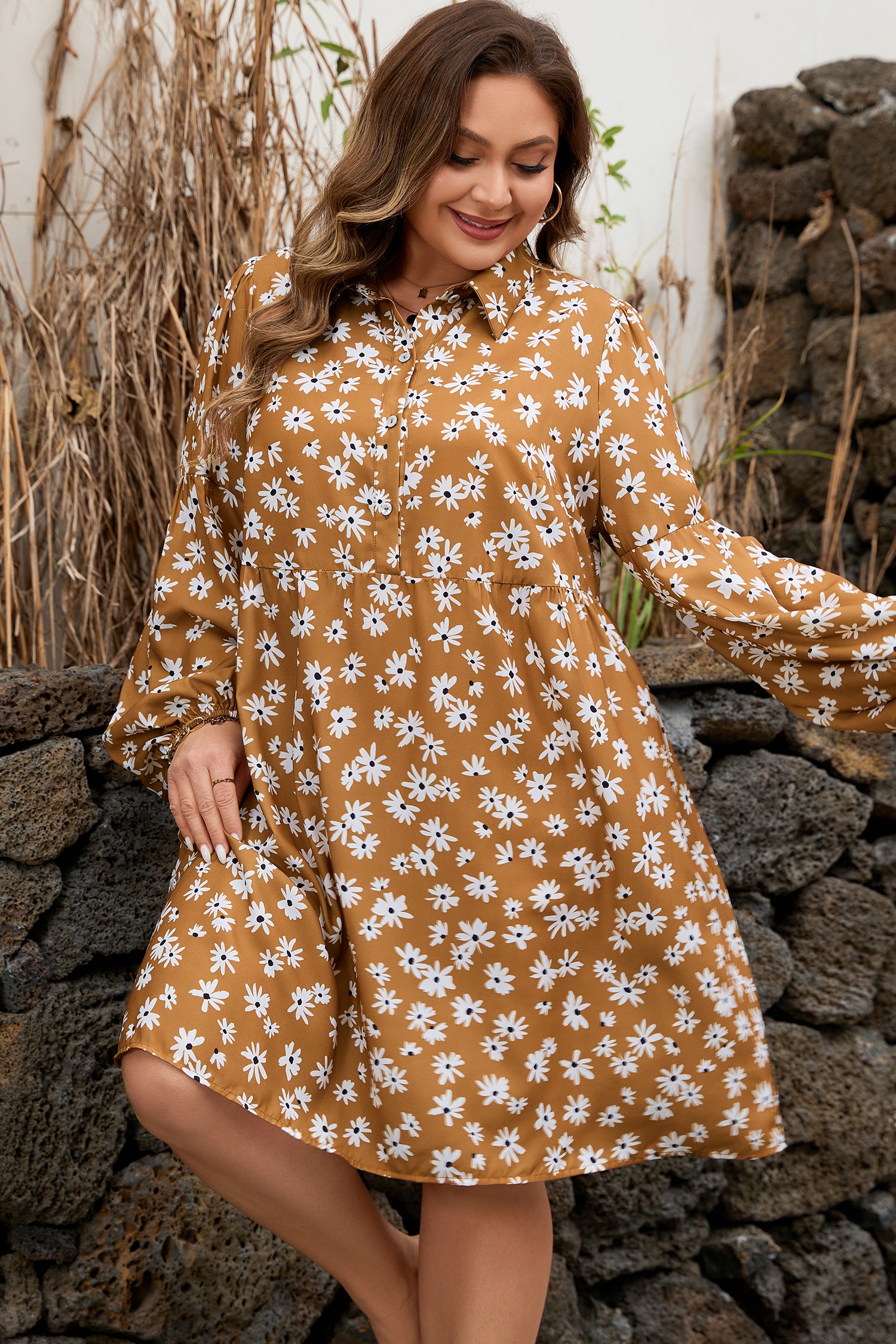 Khaki Plus Size Daisy Floral Print Button Split Neck Puff Sleeve Dress