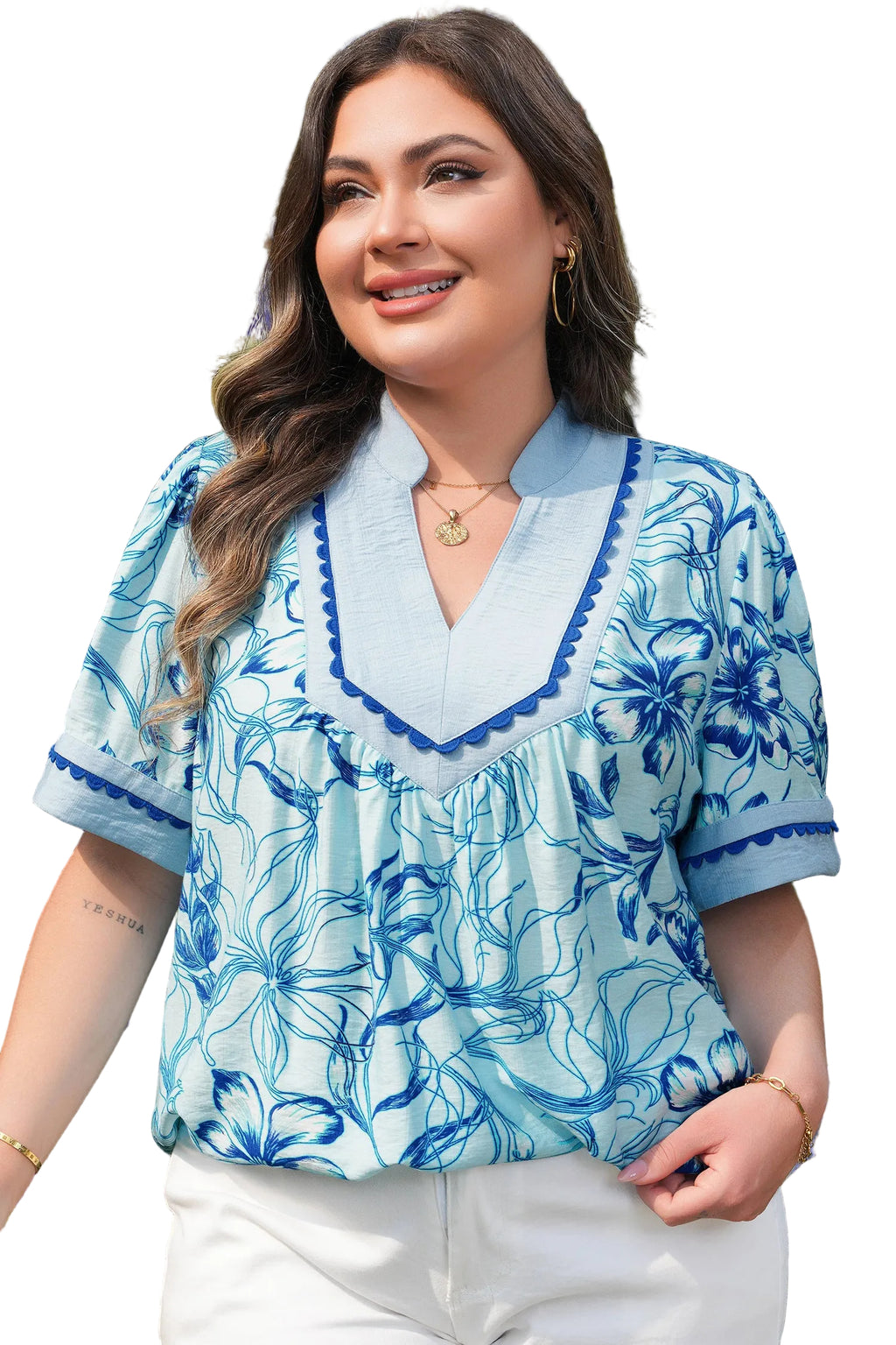 Sky Blue Plus Size Scalloped Trim Floral Short Sleeve Blouse