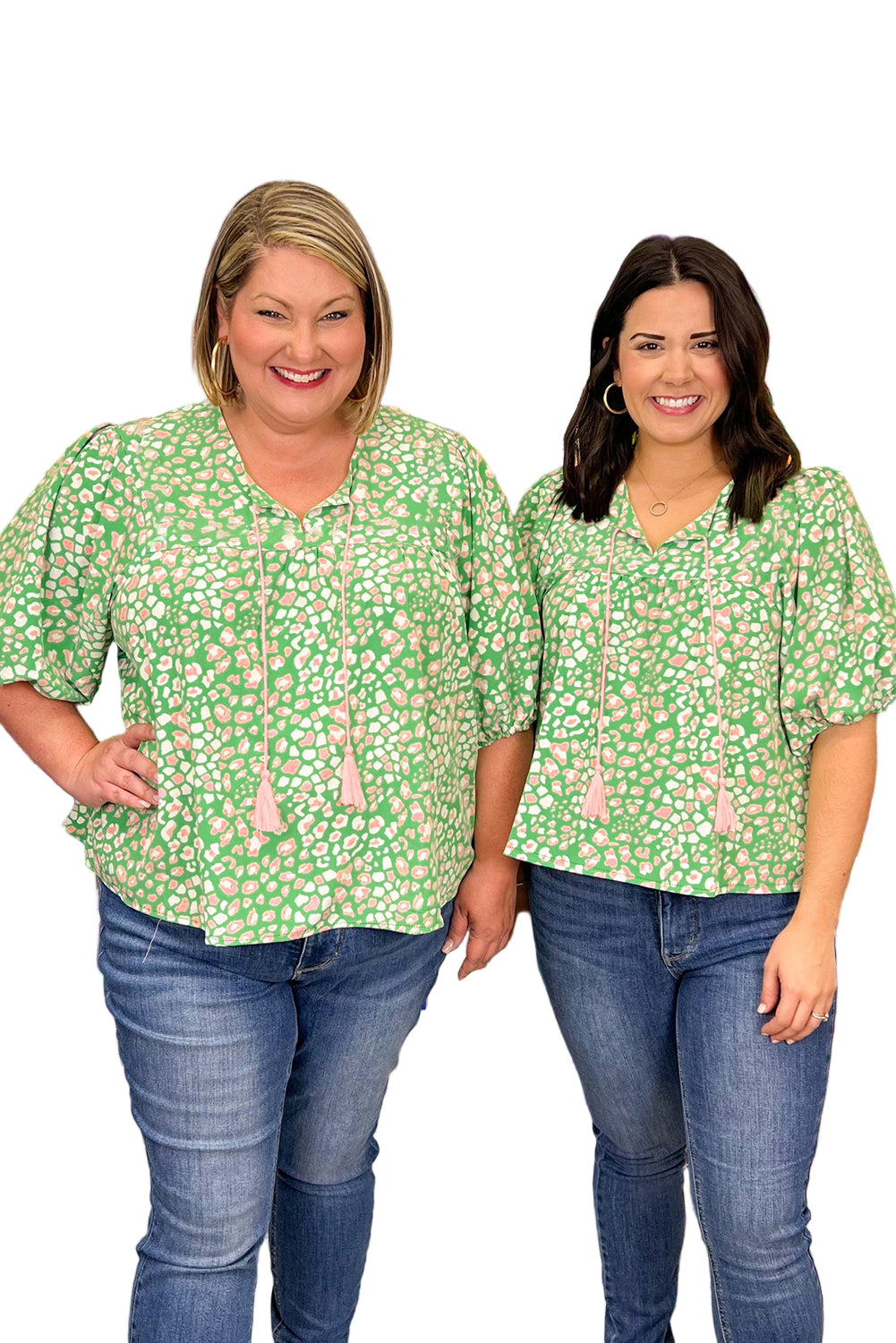 Green Plus Size Leopard Tassel Tie Split Neck Puff Sleeve Blouse