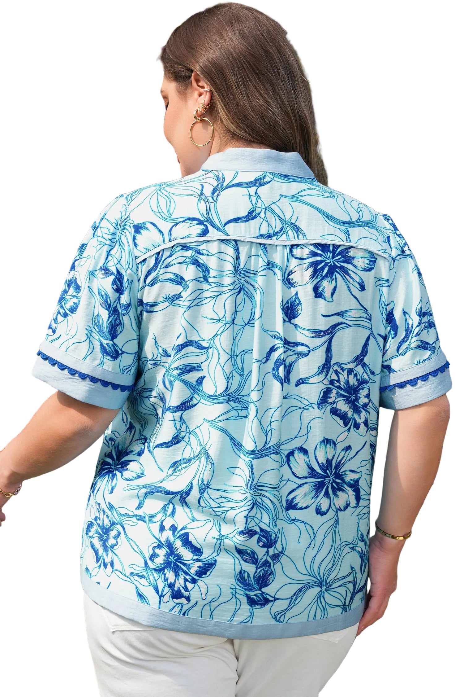 Sky Blue Plus Size Scalloped Trim Floral Short Sleeve Blouse